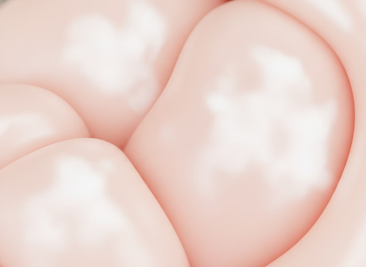 Texture macroscopique abstraite de muqueuse buccale rose clair présentant de douces zones floues blanchâtres dans des tons cliniques pastels.